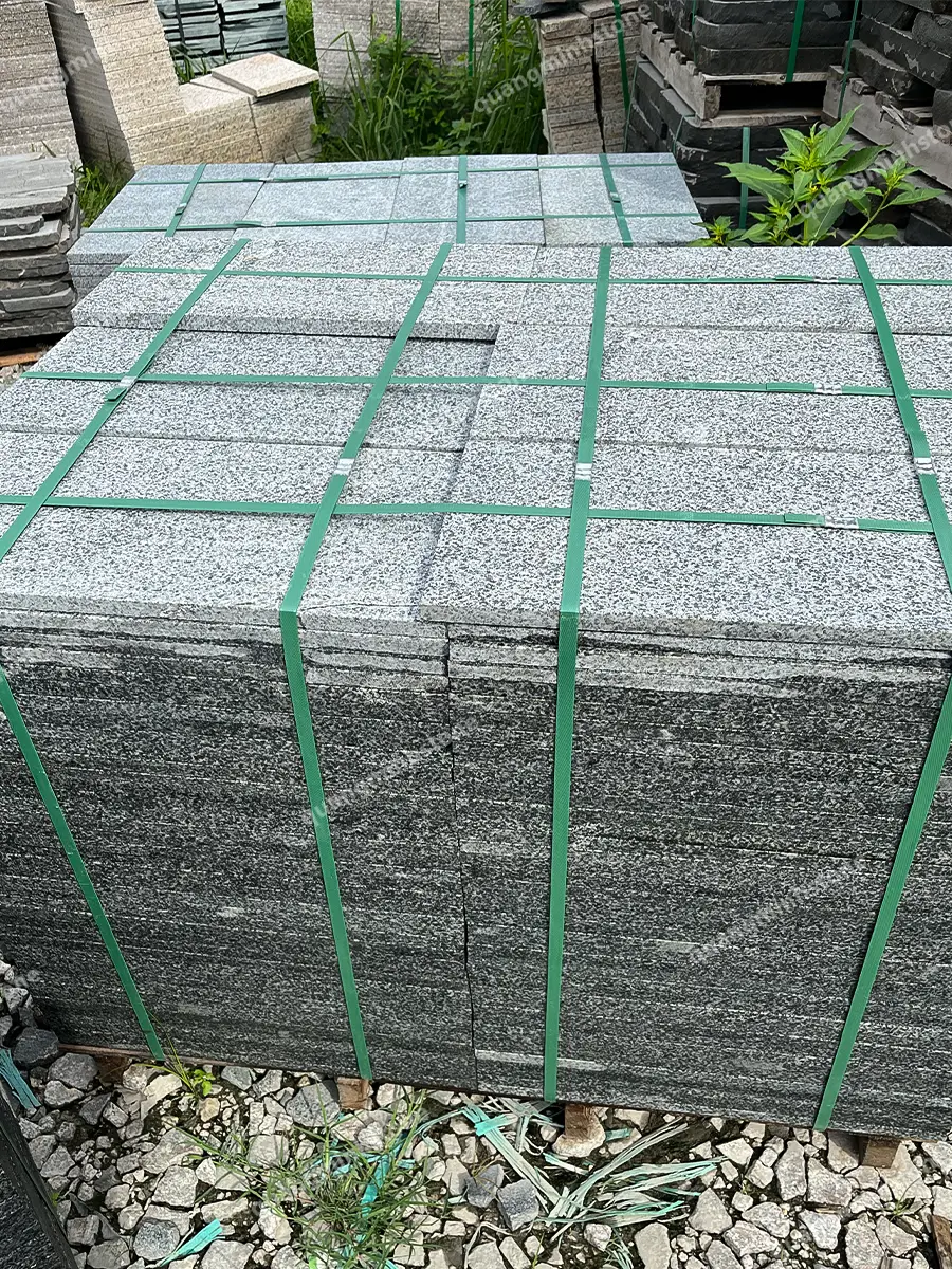 Đá đen bông khò nhám lát sân 30x60 - quang minh stone 6