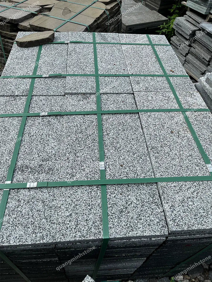 Đá đen bông khò nhám lát sân 30x60 - quang minh stone 7