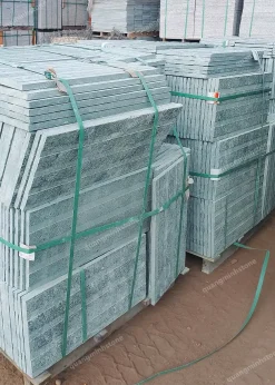 Đá Băm Xanh Rêu Xẻ Rãnh Lát Sân 30x60 - quang minh stone 1