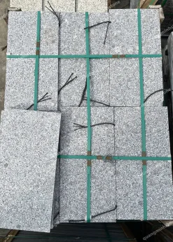 Đá Tím Hoa Cà Khò Nhám Lát Sân 30x60 - quang minh stone 3