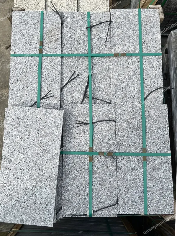 Đá Tím Hoa Cà Khò Nhám Lát Sân 30x60 - quang minh stone 3