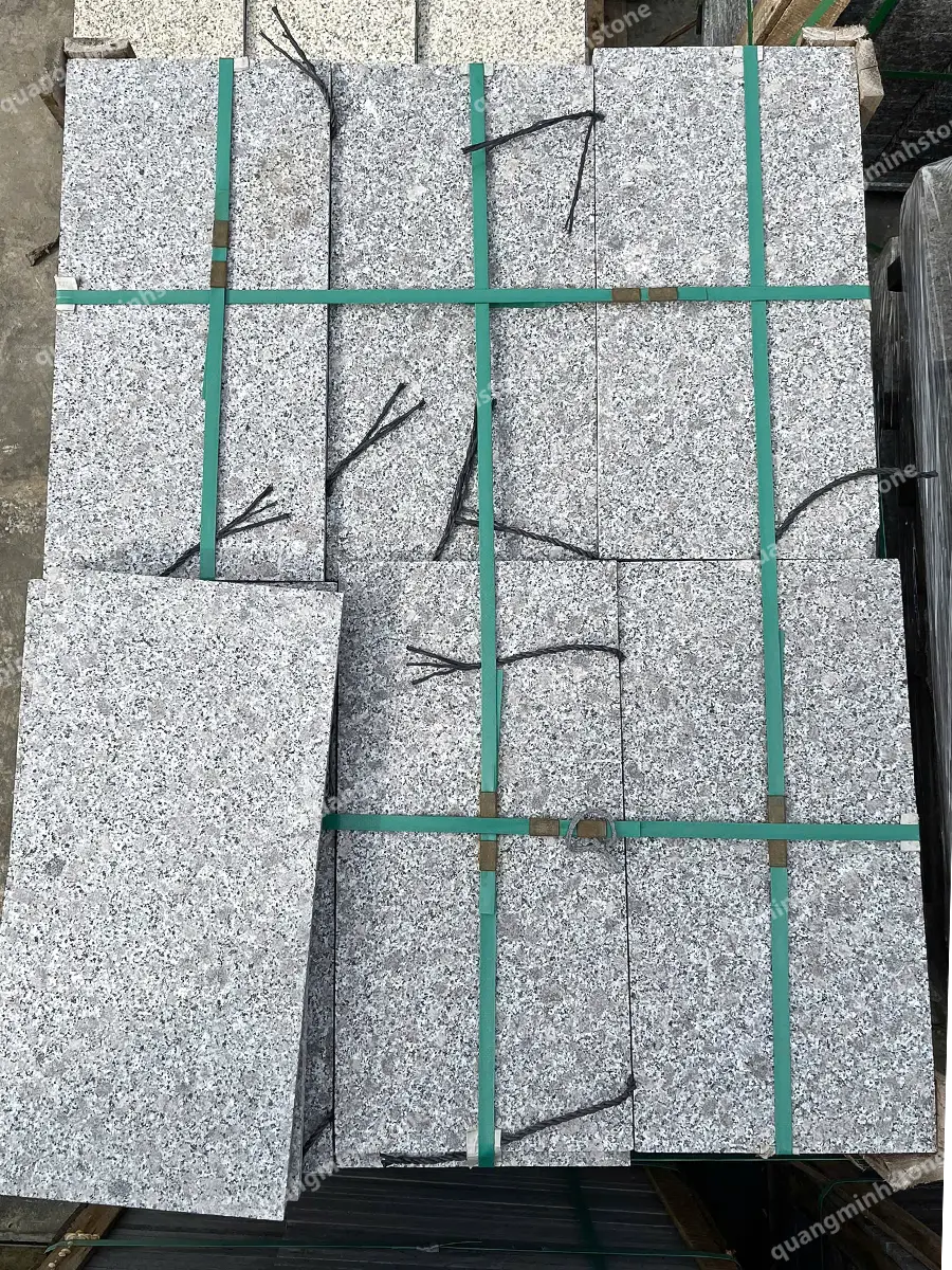 Đá Tím Hoa Cà Khò Nhám Lát Sân 30x60 - quang minh stone 3