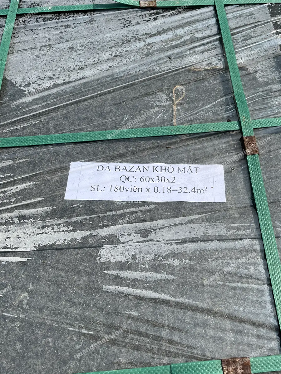Đá bazan đen khò nhám lát sân 30x60 - quang minh stone 12