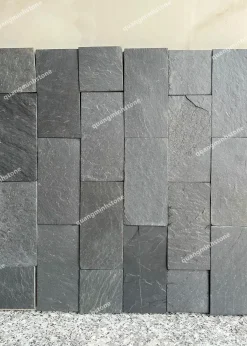 Đá chẻ đen Ấn 10x20 ốp tường kiểu dọc - Quang Minh Stone 1
