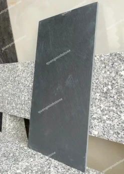 Đá chẻ đen Ấn ốp tường 30x60 2