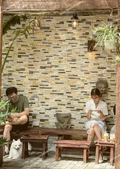 Đá ghép vàng đen ốp tường 10x50 - Quang Minh Stone 3