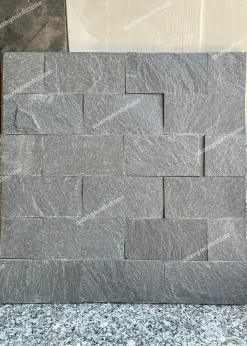 Đá ốp tường 10x20 màu đen xếp ngang - Quang Minh Stone 1