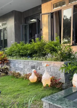 bóc đen ánh kim 10x20 - quang minh stone 2