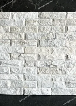 Đá chẻ trắng ốp tường 5x20