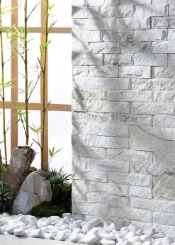 Đá chẻ trắng ốp tường 5x20