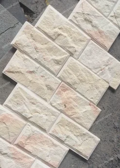 Đá chẻ vàng cà viền ốp tường 10x20 4