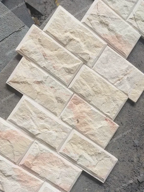 Đá chẻ vàng cà viền ốp tường 10x20 4