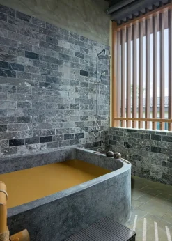 Đá mài bóng đen bông ốp tường 10x20 - Quang Minh Stone 4