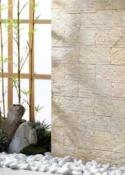 Đá vàng xẻ rãnh 10x20 ốp tường - quang minh stone 3