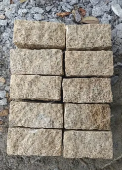 Đá Cubic Vàng Bình Định 10x10x20 - quang minh stone 1