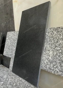 Đá bazan đen mài hone lát sân 30x60 - quang minh stone 4