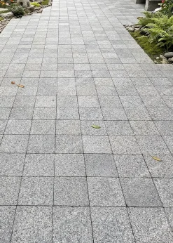Đá cubic cpc chà cát 15x15x2 Lát Sân - quang minh stone 3