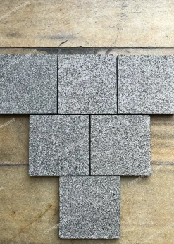 Đá cubic xám cpc khò nhám 15x15x2 Lát Sân - quang minh stone 1
