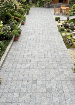Đá cubic xám cpc khò nhám 15x15x2 Lát Sân - quang minh stone 3