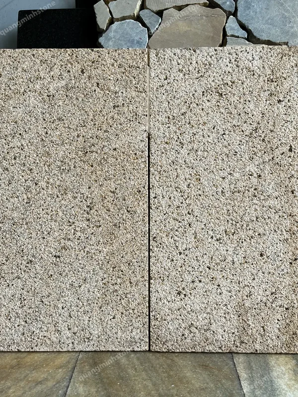 Đá vàng đậm Bình Định băm nhám Lát Sân 30x60 - quang minh stone 1