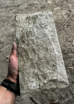Đá bóc xanh cốm 15x30 Ốp Tường - Quang minh stone 2
