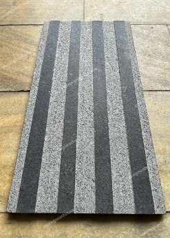 Đá đen cpc mài hone chia 4 rãnh Lót Ram Dốc 30x60 - quang minh stone 1