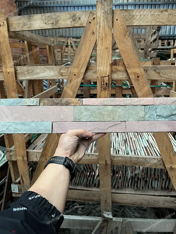 Đá ghép xanh hồng 10x50 Ốp Tường - quang minh stone 1