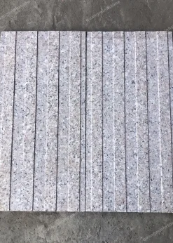 Đá hồng gia lai khò nhám gia công rãnh Lót Ram Dốc 30x60 - quang minh stone 1