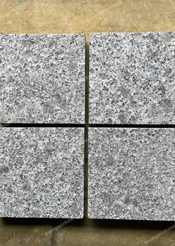 Đá cubic tím khò nhám Lát Sân - quang minh stone 2