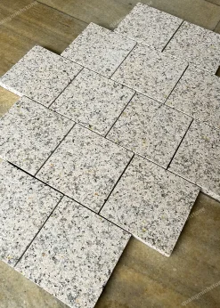 Đá cubic vàng khò nhám Lát Sân - quang minh stone 4