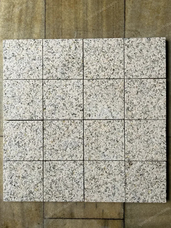 Đá cubic vàng khò nhám Lát Sân - quang minh stone 7